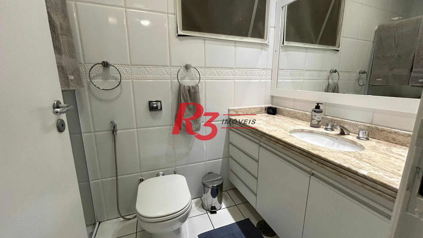 Apartamento com 2 dormitórios à venda, 80 m² por R$ 960.000,00 - Gonzaga - Santos/SP