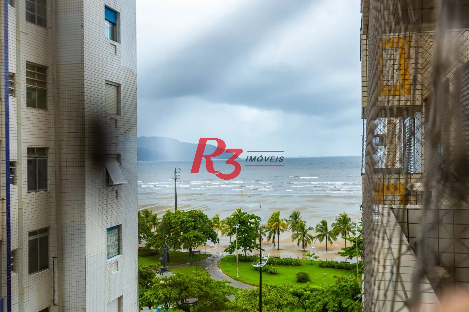 Apartamento para alugar, 100 m² por R$ 4.500,02/mês - José Menino - Santos/SP