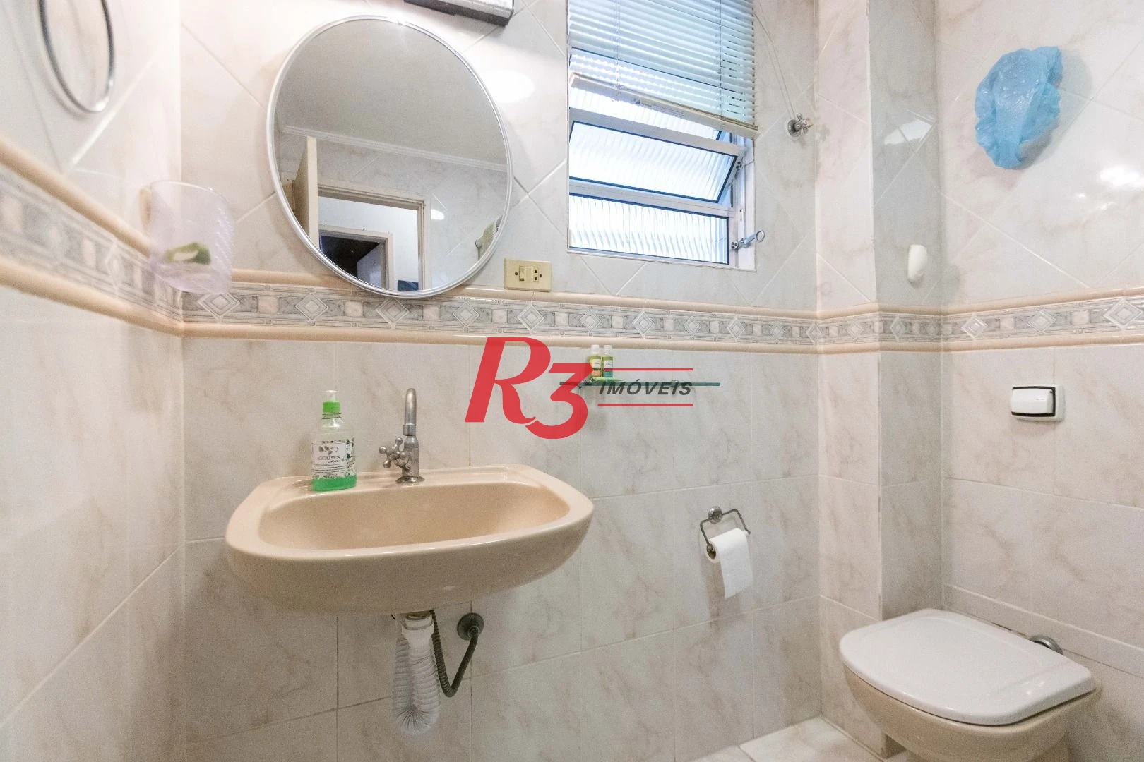 Apartamento para alugar, 100 m² por R$ 4.500,02/mês - José Menino - Santos/SP
