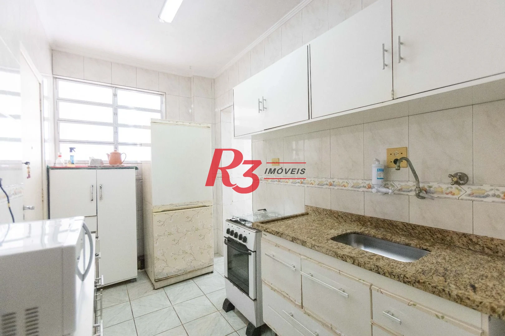 Apartamento para alugar, 100 m² por R$ 4.500,02/mês - José Menino - Santos/SP