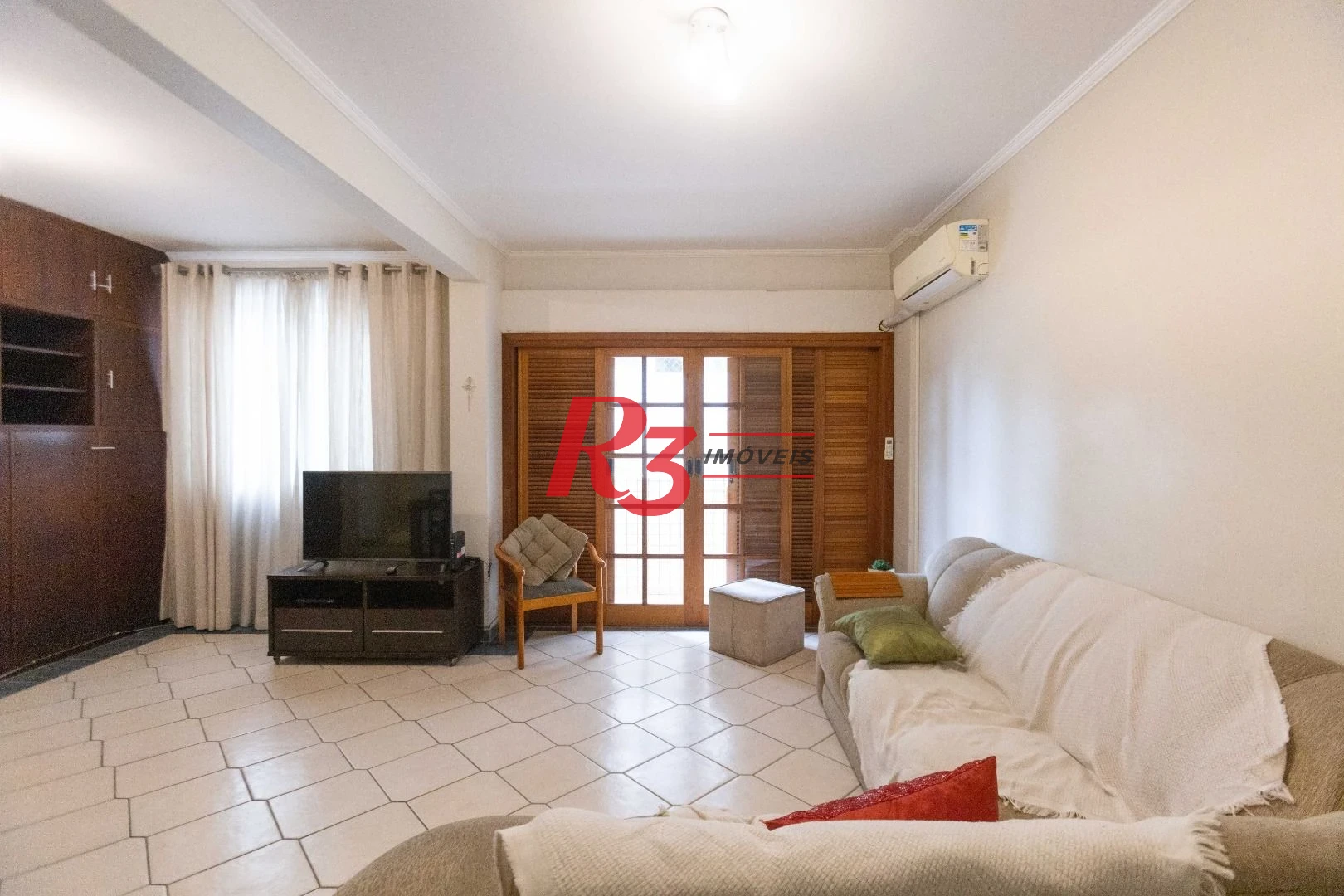 Apartamento para alugar, 100 m² por R$ 4.500,02/mês - José Menino - Santos/SP