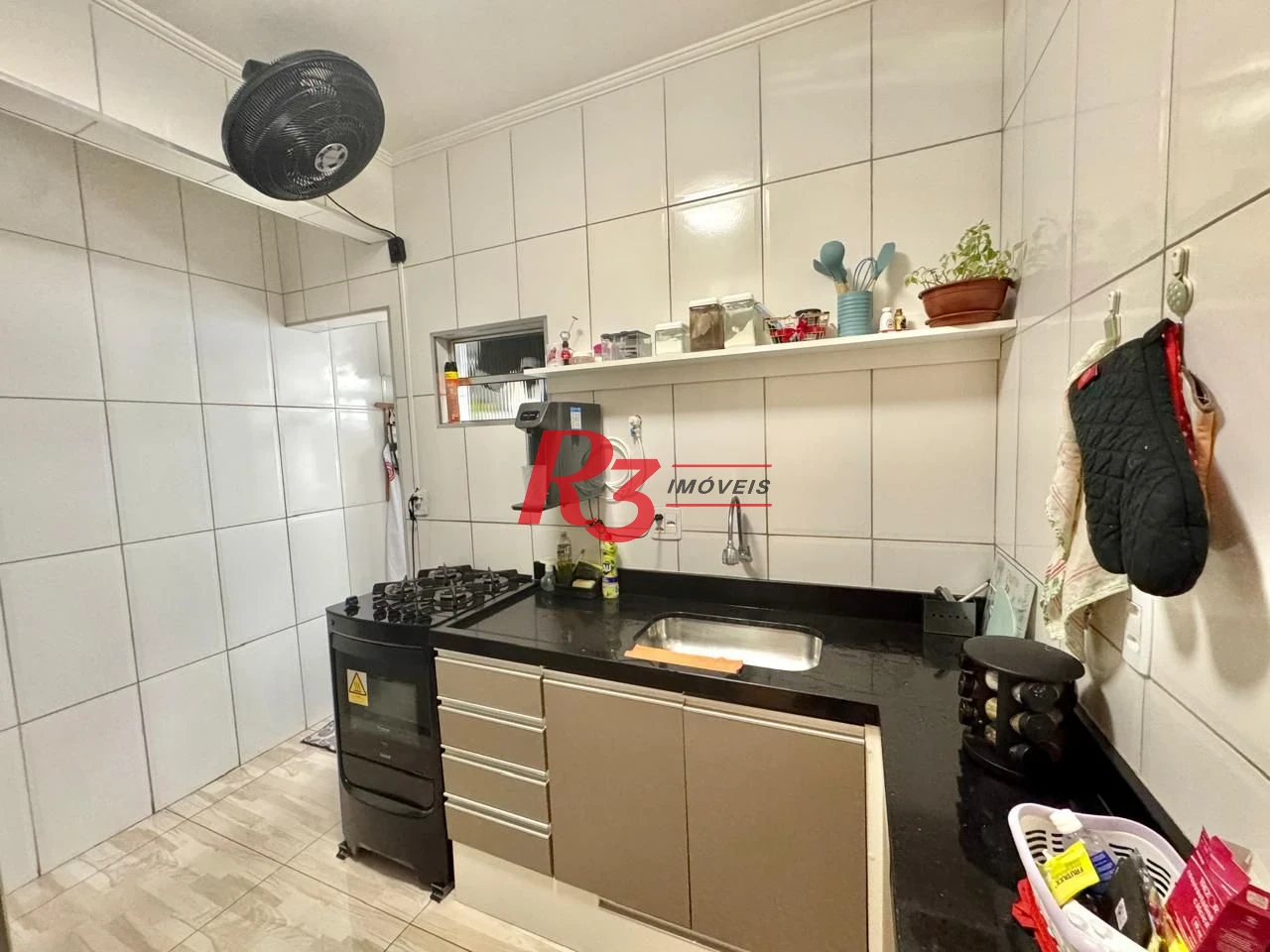 Apartamento com 2 dormitórios à venda, 65 m² por R$ 350.000,00 - Itararé - São Vicente/SP
