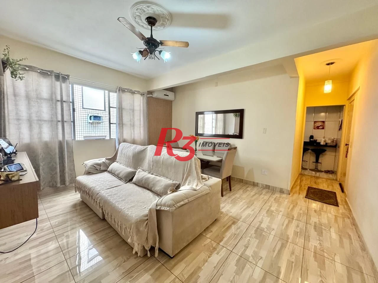 Apartamento com 2 dormitórios à venda, 65 m² por R$ 350.000,00 - Itararé - São Vicente/SP