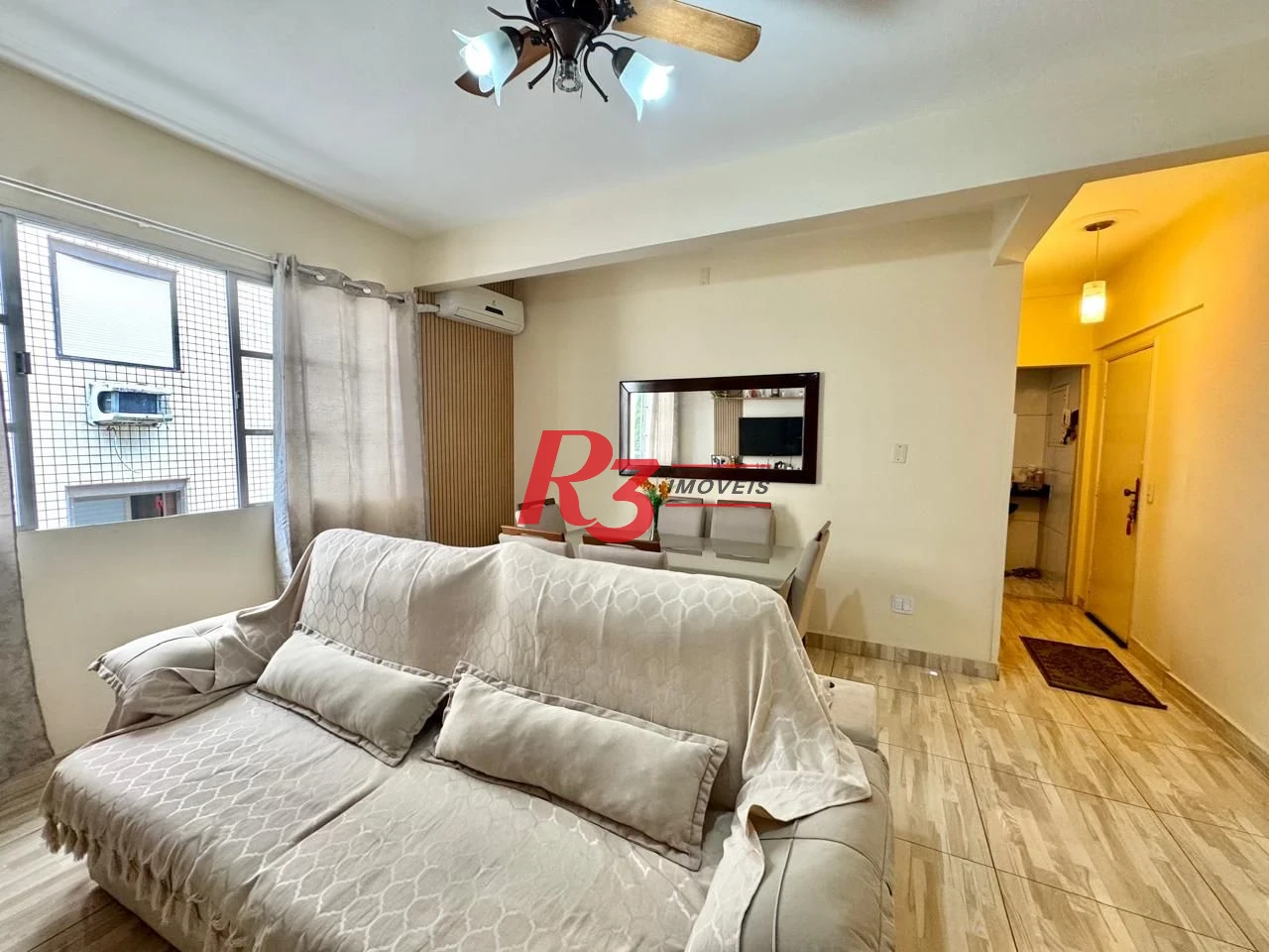 Apartamento com 2 dormitórios à venda, 65 m² por R$ 350.000,00 - Itararé - São Vicente/SP