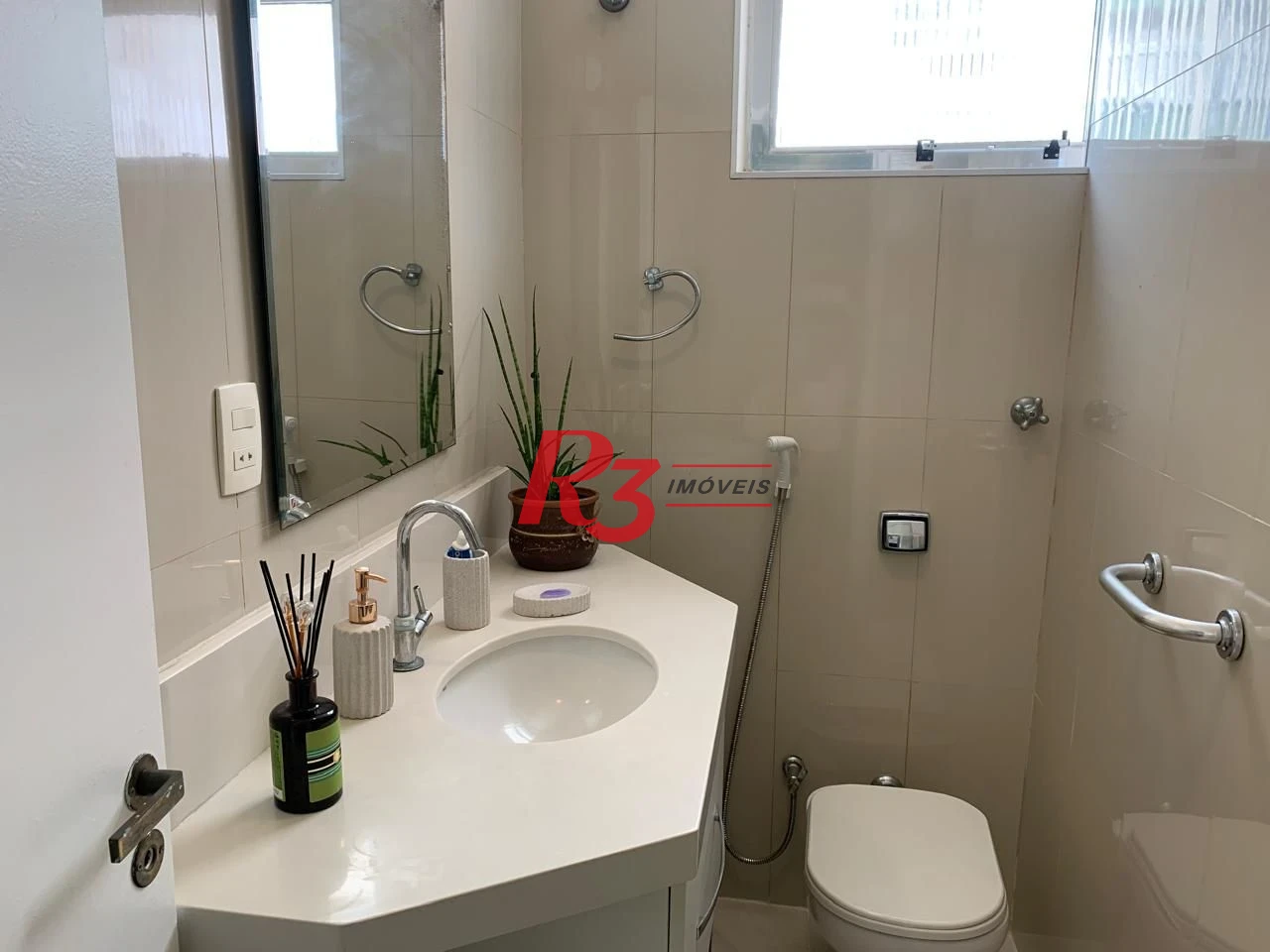 Apartamento com 2 dormitórios para alugar, 163 m² por R$ 6.000,02/ano - José Menino - Santos/SP