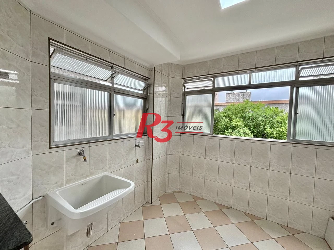 Apartamento à venda, 97 m² por R$ 595.000,00 - Embaré - Santos/SP