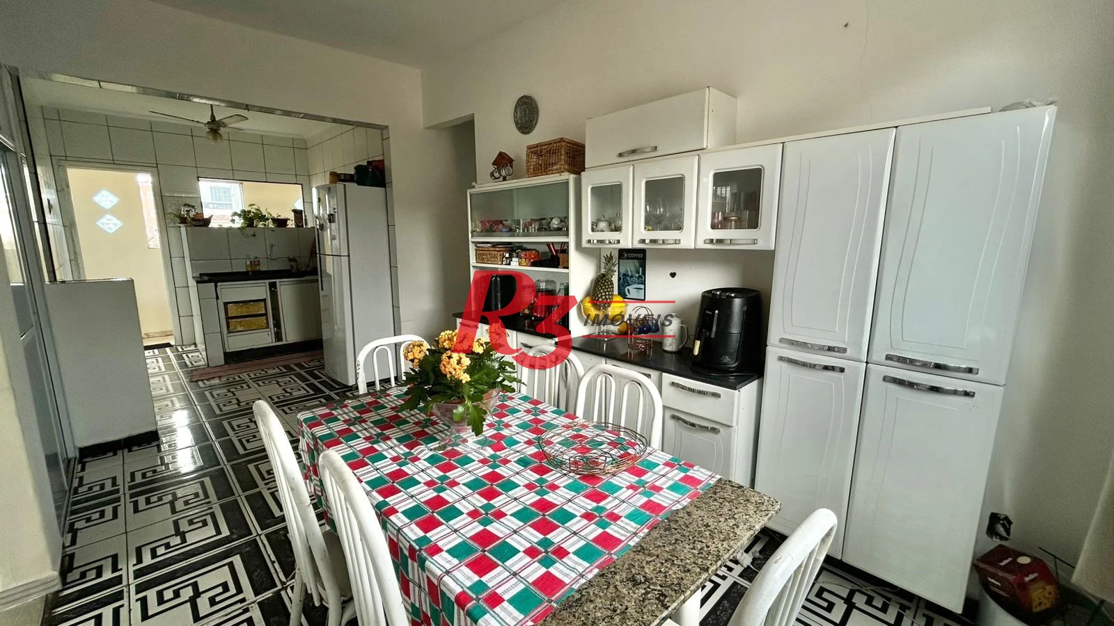 Apartamento com 4 dormitórios à venda, 120 m² por R$ 330.000,00 - Jardim Independência - São Vicente/SP
