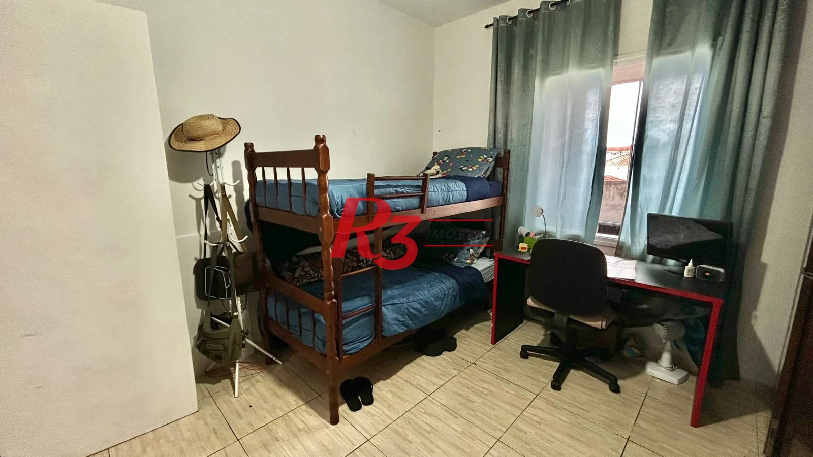 Apartamento com 4 dormitórios à venda, 120 m² por R$ 330.000,00 - Jardim Independência - São Vicente/SP