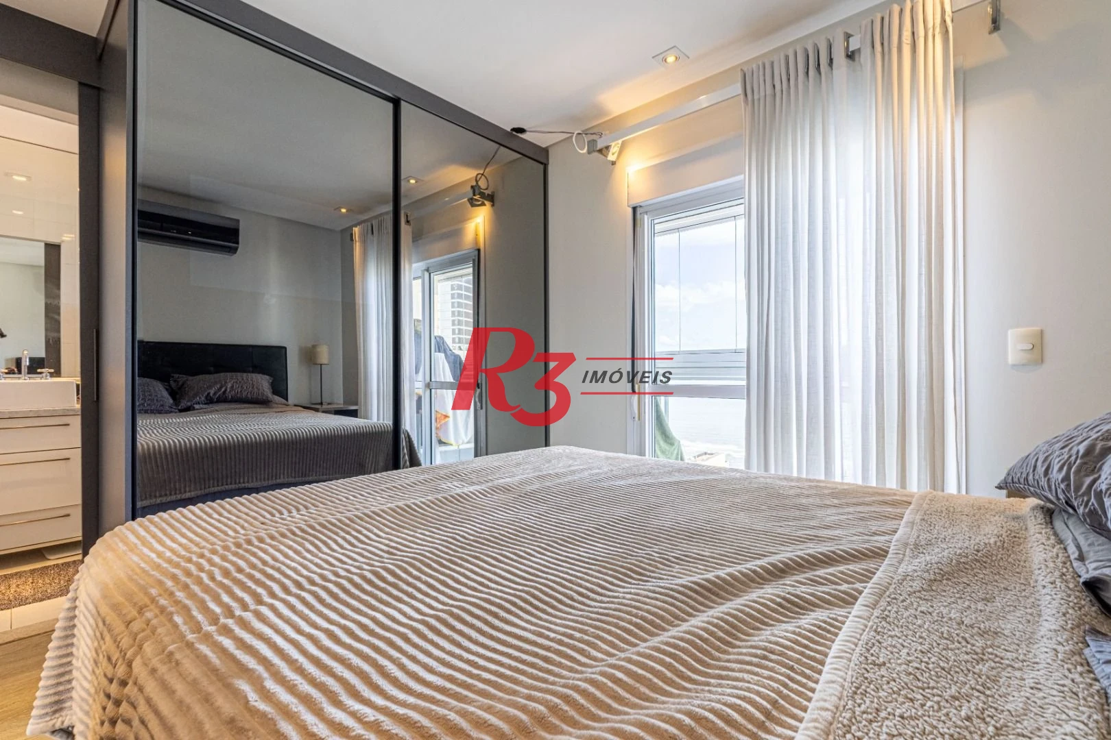 Apartamento Duplex à venda, 157 m² por R$ 1.850.000,00 - Pompéia - Santos/SP