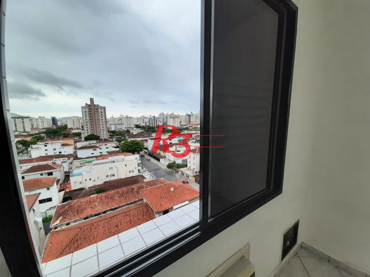 Apartamento com 3 dormitórios à venda, 123 m² por R$ 690.000,00 - Boqueirão - Santos/SP