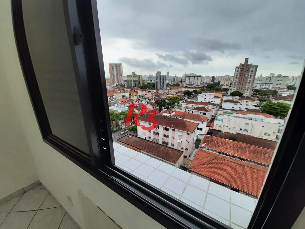 Apartamento com 3 dormitórios à venda, 123 m² por R$ 690.000,00 - Boqueirão - Santos/SP