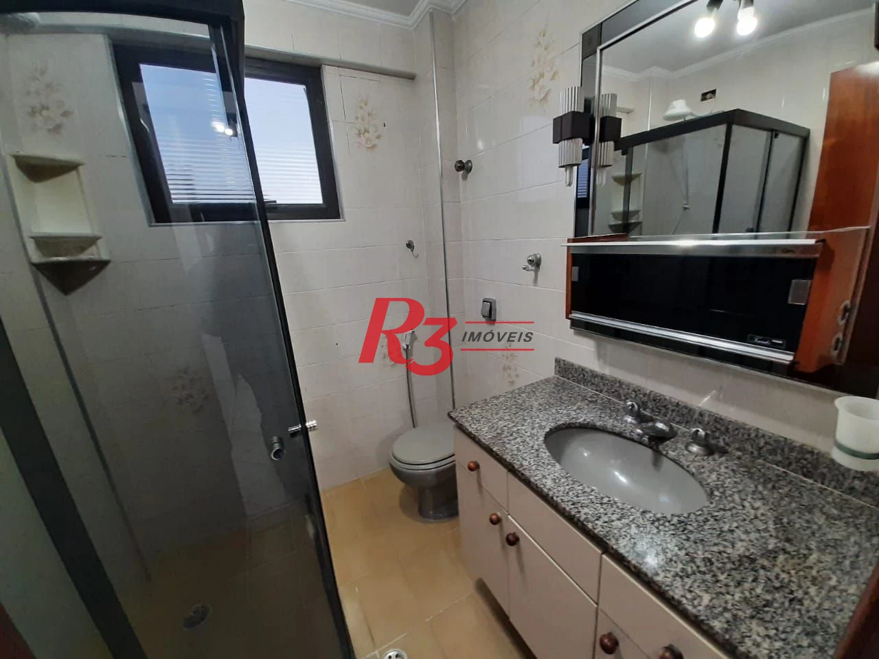 Apartamento com 3 dormitórios à venda, 123 m² por R$ 690.000,00 - Boqueirão - Santos/SP