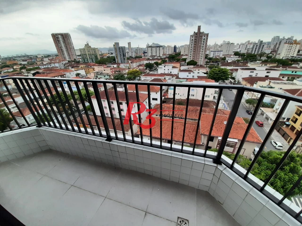 Apartamento com 3 dormitórios à venda, 123 m² por R$ 690.000,00 - Boqueirão - Santos/SP