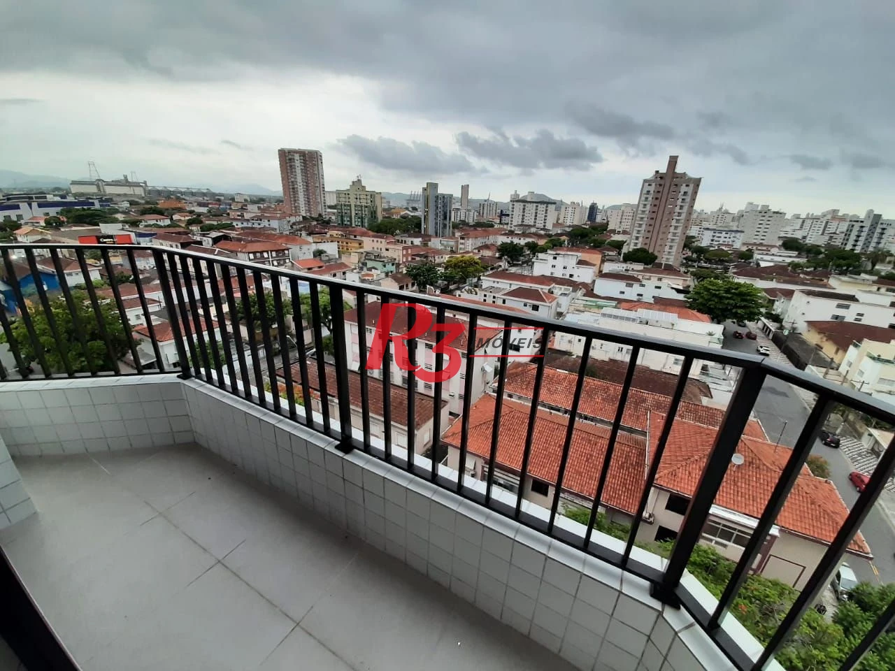 Apartamento com 3 dormitórios à venda, 123 m² por R$ 690.000,00 - Boqueirão - Santos/SP