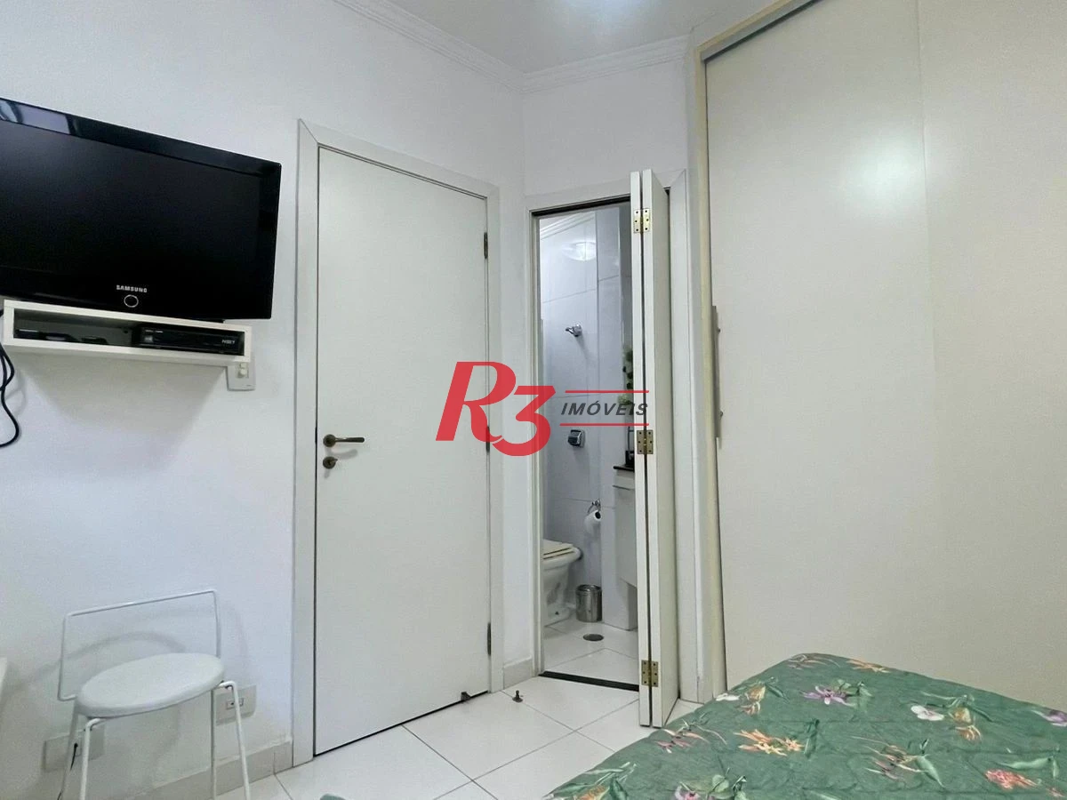Apartamento com 3 dormitórios à venda, 104 m² por R$ 1.500.000,00 - Embaré - Santos/SP