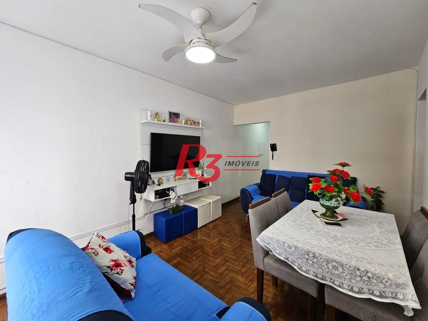 Apartamento com 1 dormitório para alugar, 65 m² por R$ 3.000,00/mês - Gonzaga - Santos/SP