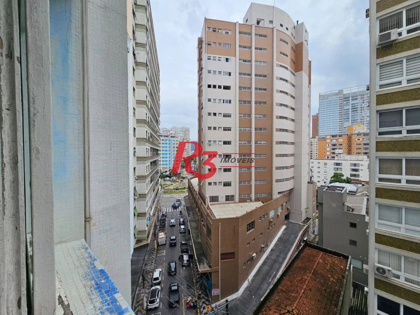Apartamento com 1 dormitório para alugar, 65 m² por R$ 3.000,00/mês - Gonzaga - Santos/SP