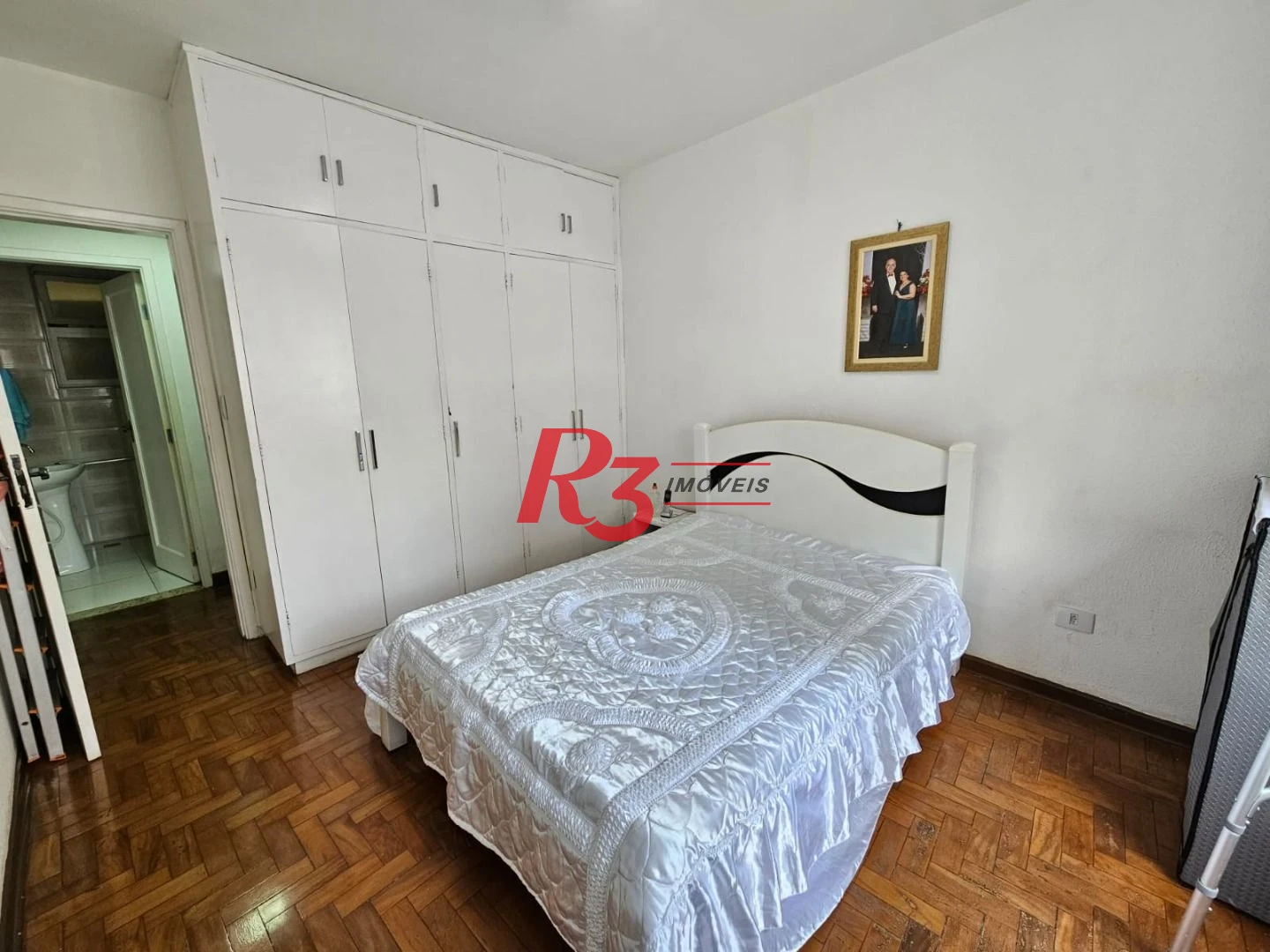 Apartamento com 1 dormitório para alugar, 65 m² por R$ 3.000,00/mês - Gonzaga - Santos/SP