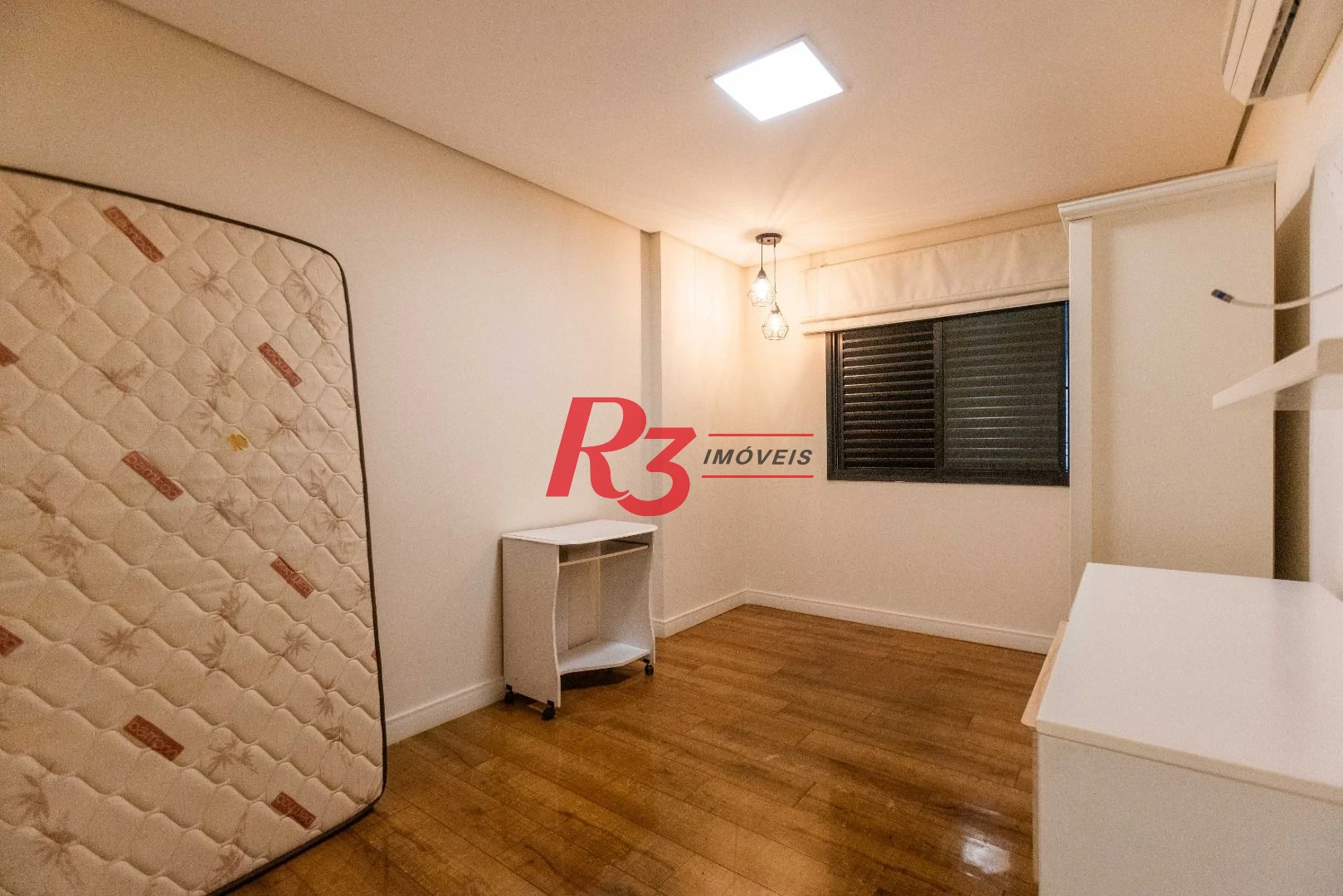Cobertura com 3 dormitórios à venda, 158 m² por R$ 1.700.000,00 - Boqueirão - Santos/SP