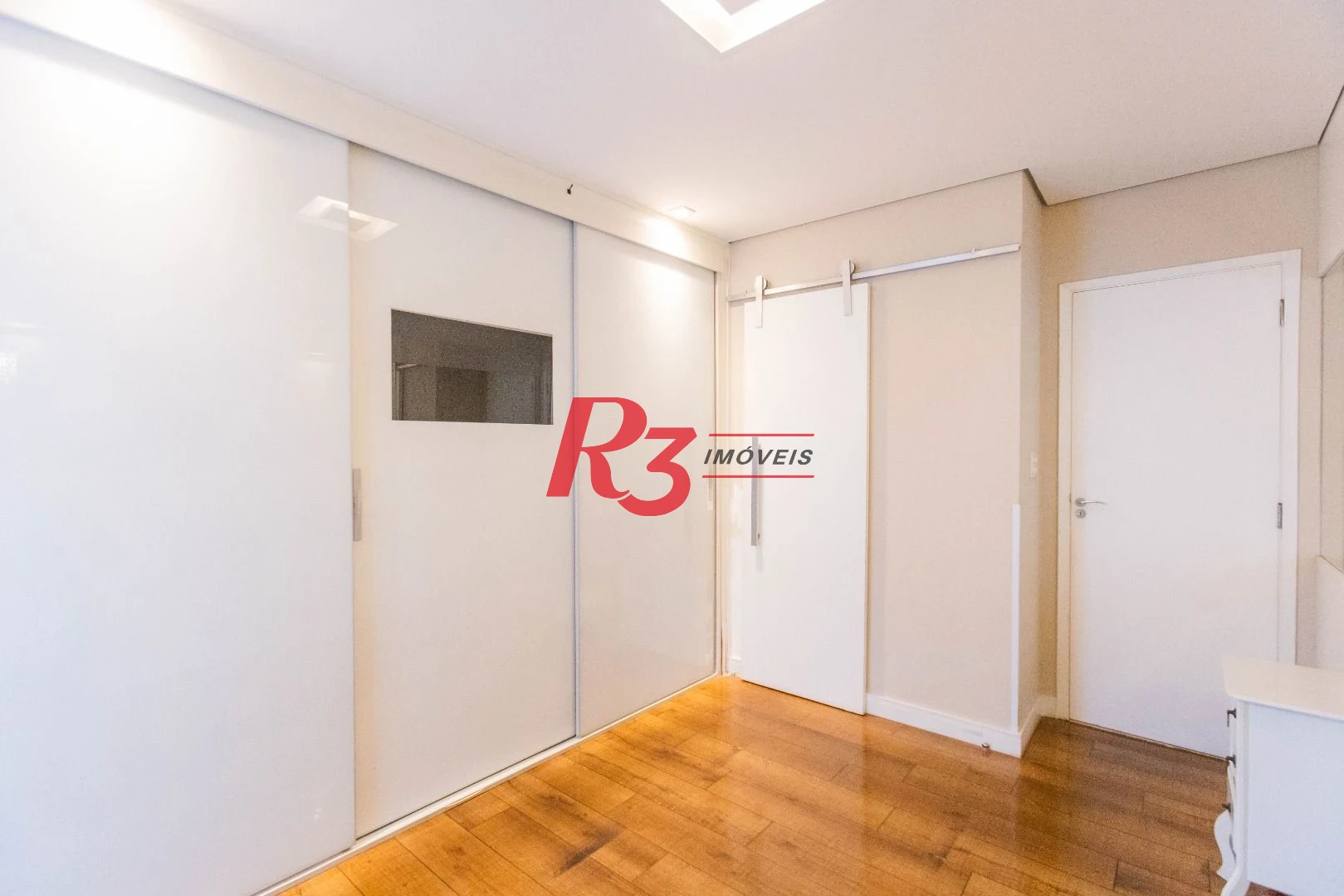 Cobertura com 3 dormitórios à venda, 158 m² por R$ 1.700.000,00 - Boqueirão - Santos/SP