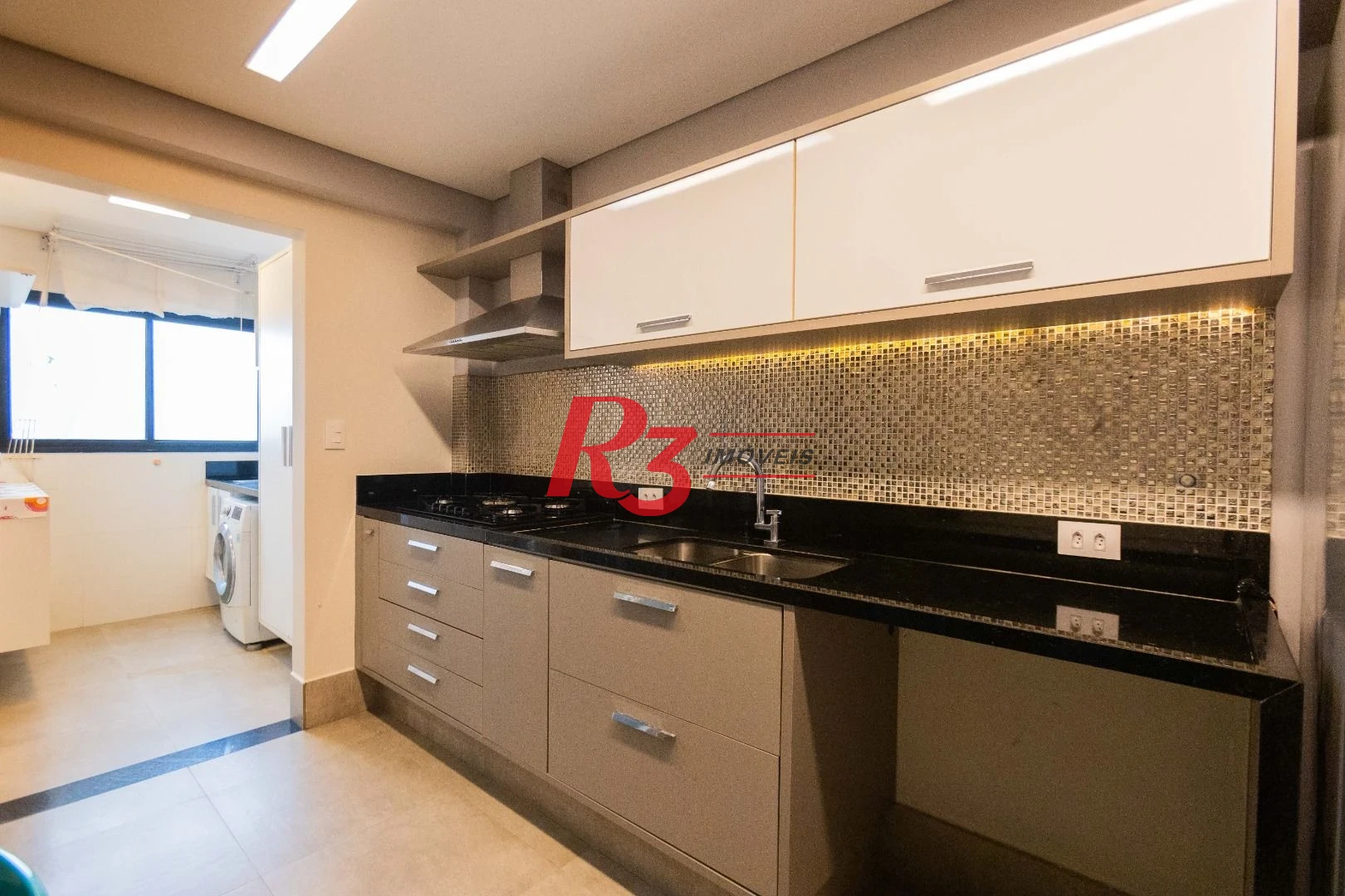 Cobertura com 3 dormitórios à venda, 158 m² por R$ 1.700.000,00 - Boqueirão - Santos/SP