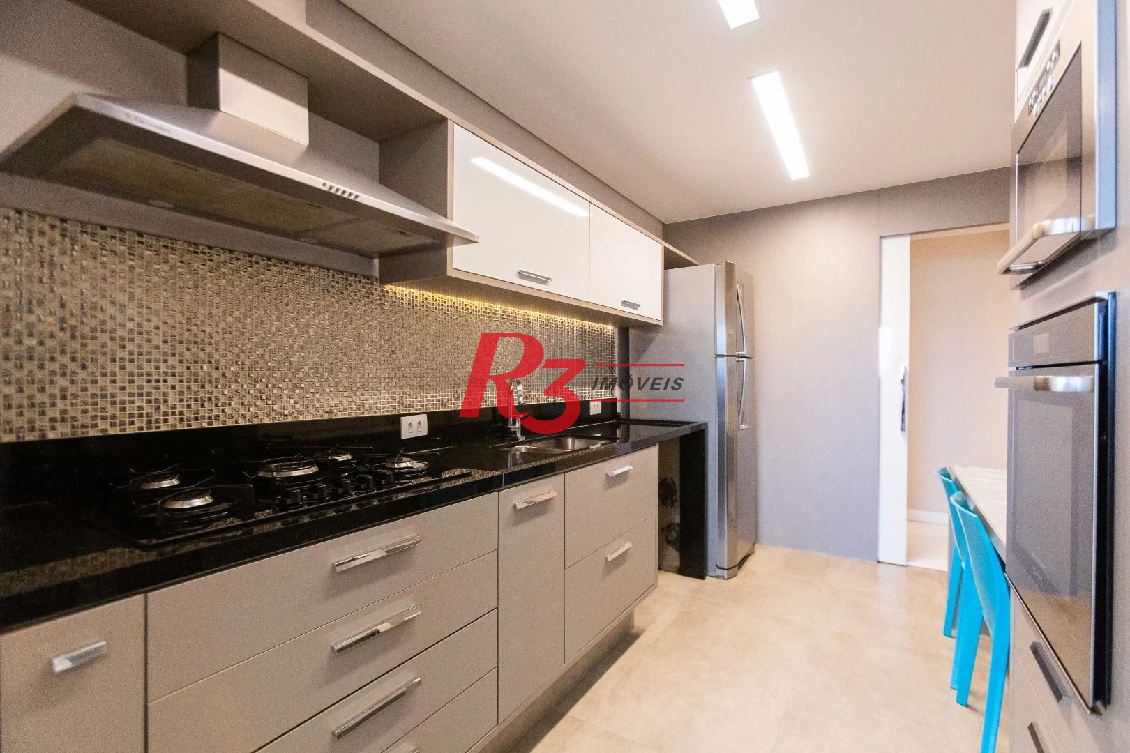 Cobertura com 3 dormitórios à venda, 158 m² por R$ 1.700.000,00 - Boqueirão - Santos/SP