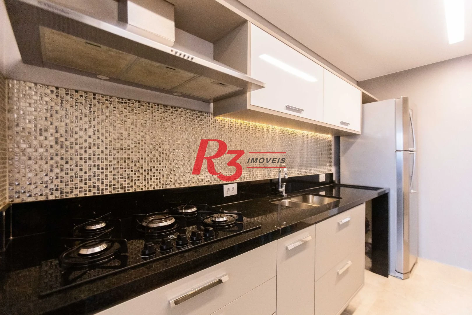 Cobertura com 3 dormitórios à venda, 158 m² por R$ 1.700.000,00 - Boqueirão - Santos/SP