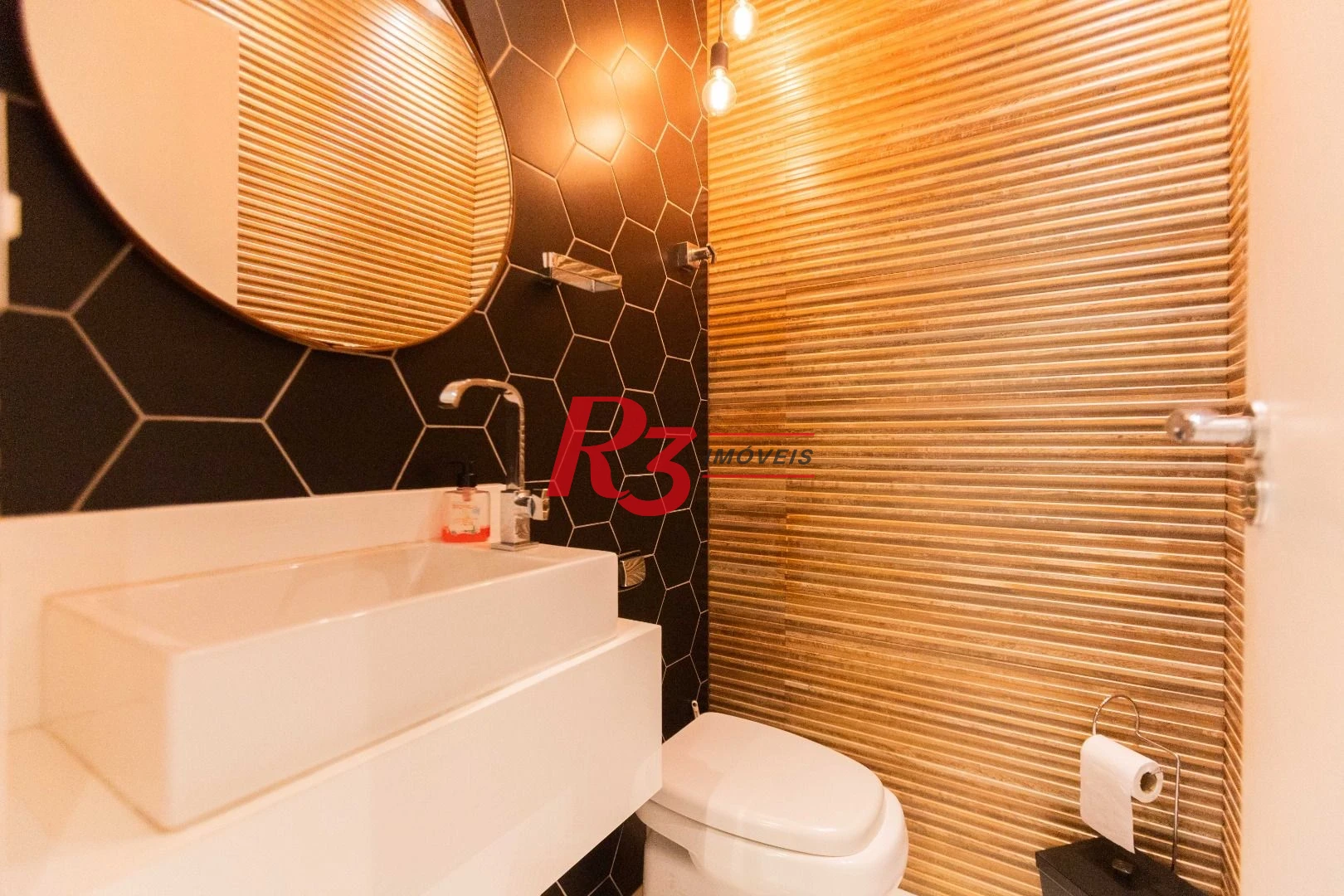 Cobertura com 3 dormitórios à venda, 158 m² por R$ 1.700.000,00 - Boqueirão - Santos/SP