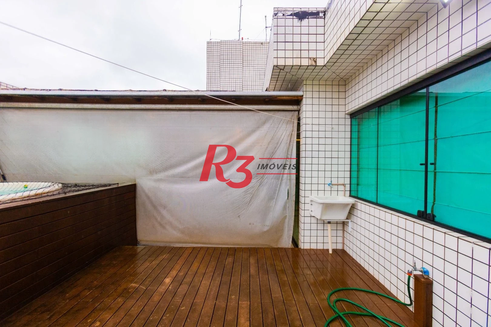 Cobertura com 3 dormitórios à venda, 158 m² por R$ 1.700.000,00 - Boqueirão - Santos/SP
