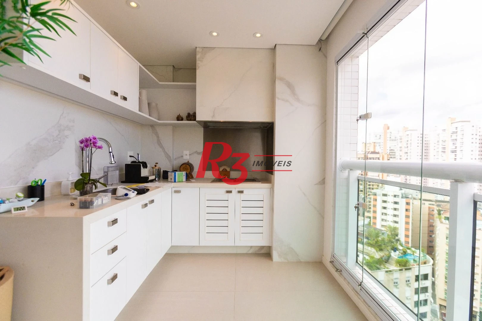 Apartamento com 3 dormitórios à venda, 166 m² por R$ 3.200.000,00 - Ponta da Praia - Santos/SP