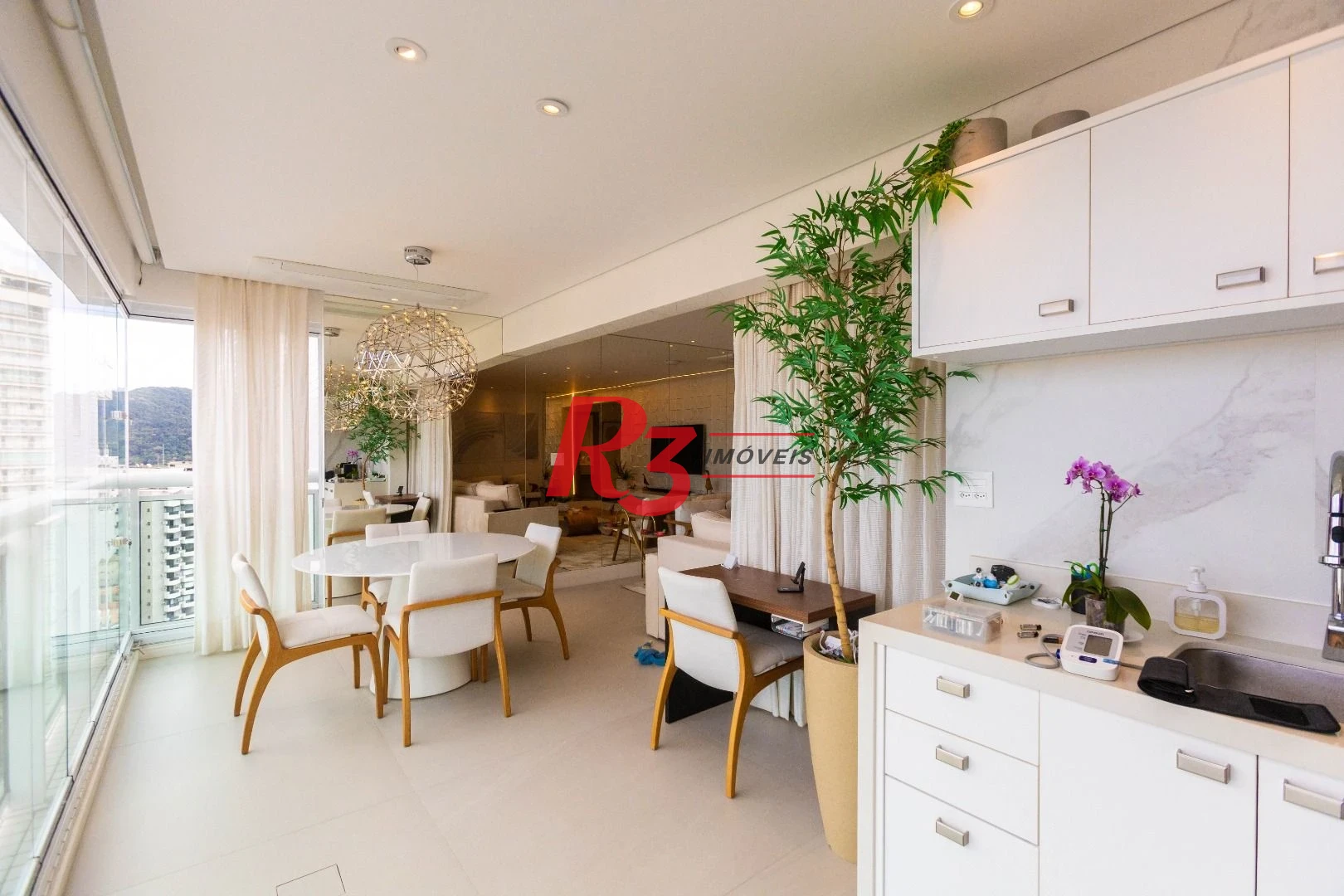 Apartamento com 3 dormitórios à venda, 166 m² por R$ 3.200.000,00 - Ponta da Praia - Santos/SP