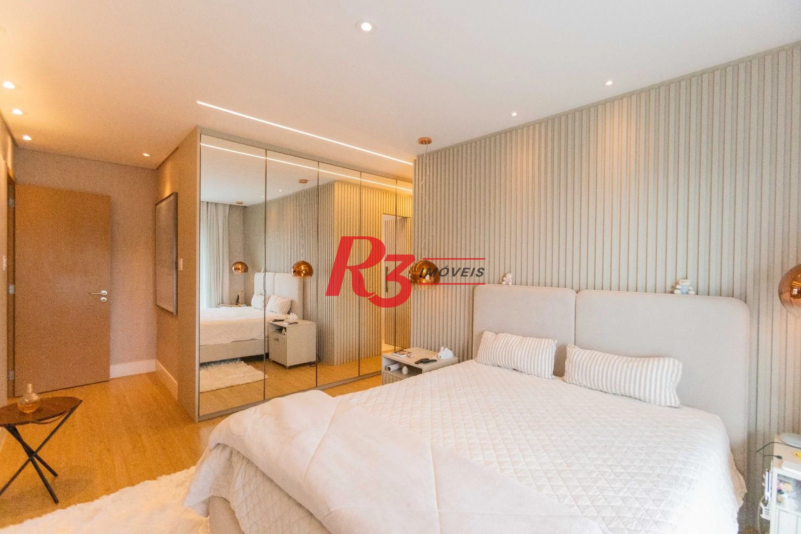 Apartamento com 3 dormitórios à venda, 166 m² por R$ 3.200.000,00 - Ponta da Praia - Santos/SP