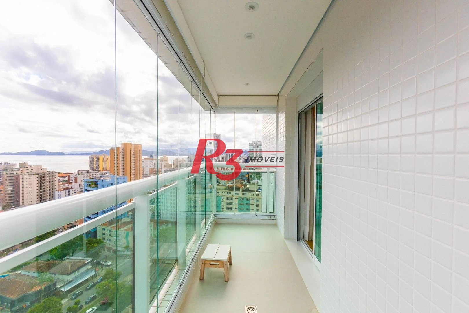 Apartamento com 3 dormitórios à venda, 166 m² por R$ 3.200.000,00 - Ponta da Praia - Santos/SP