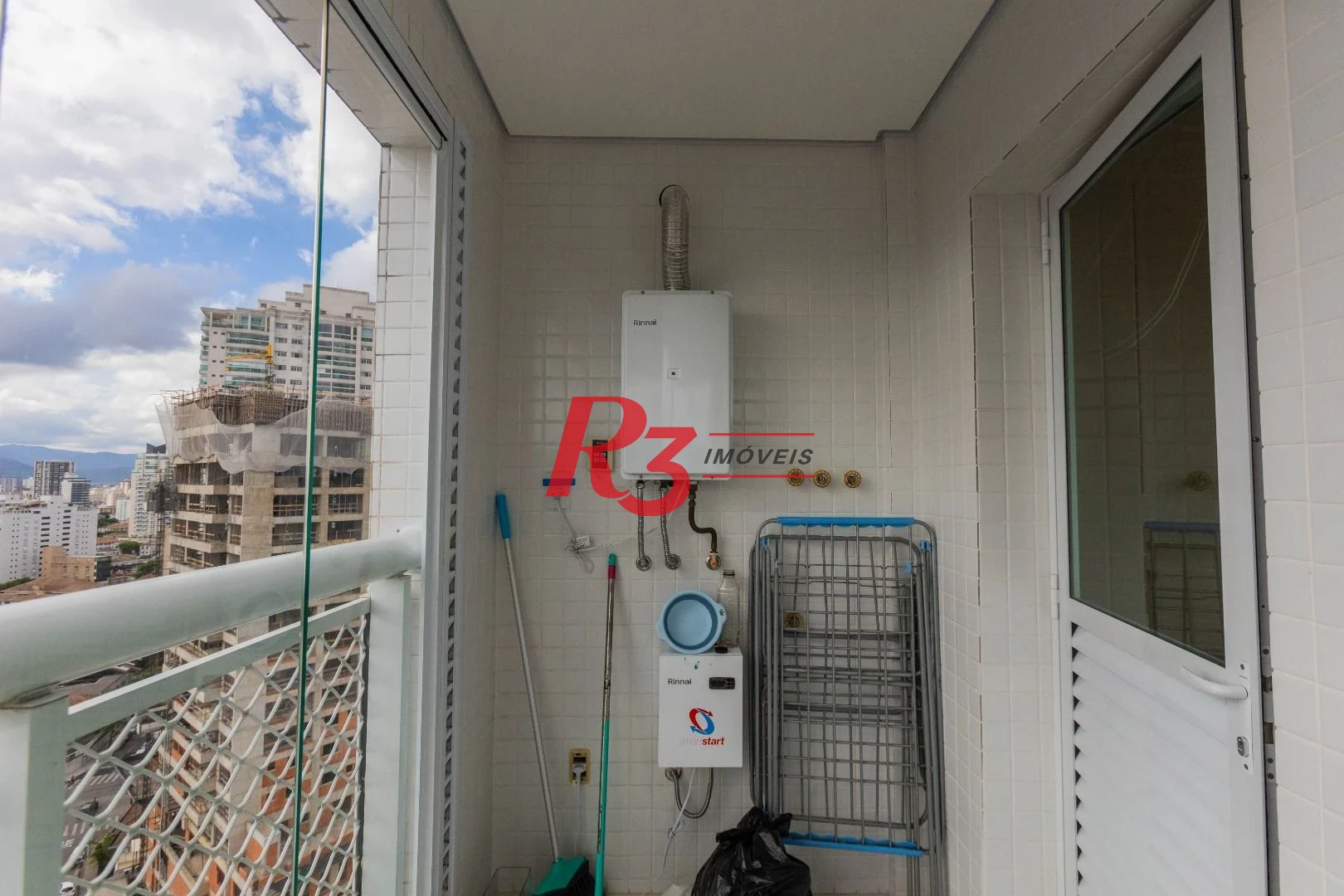 Apartamento com 3 dormitórios à venda, 166 m² por R$ 3.200.000,00 - Ponta da Praia - Santos/SP