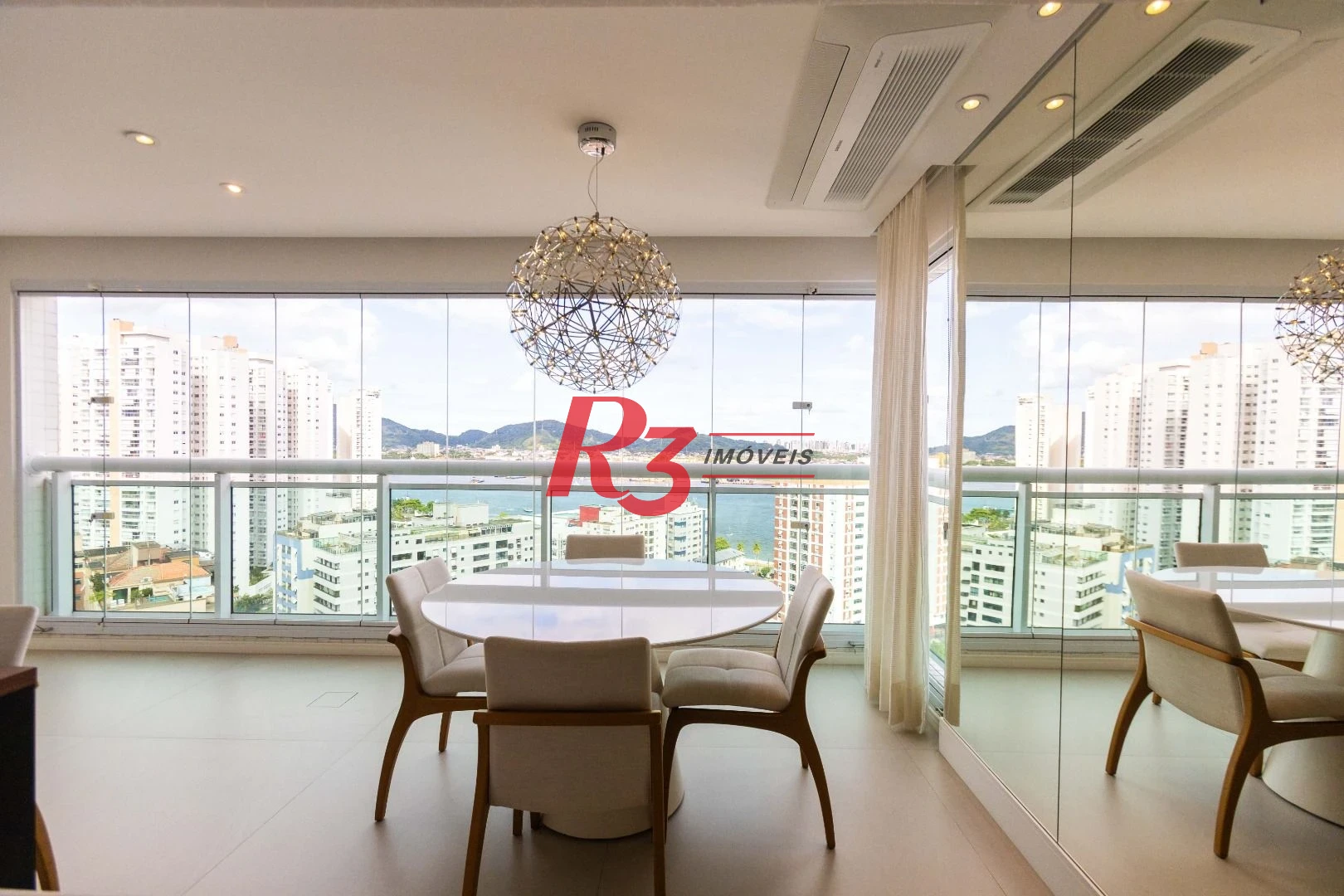 Apartamento com 3 dormitórios à venda, 166 m² por R$ 3.200.000,00 - Ponta da Praia - Santos/SP