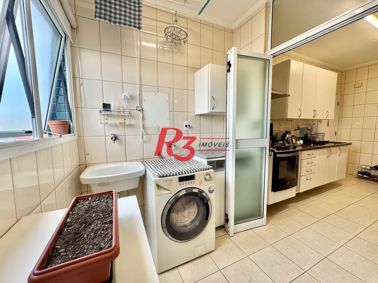 Apartamento com 2 dormitórios à venda, 98 m² por R$ 890.000,00 - Boqueirão - Santos/SP