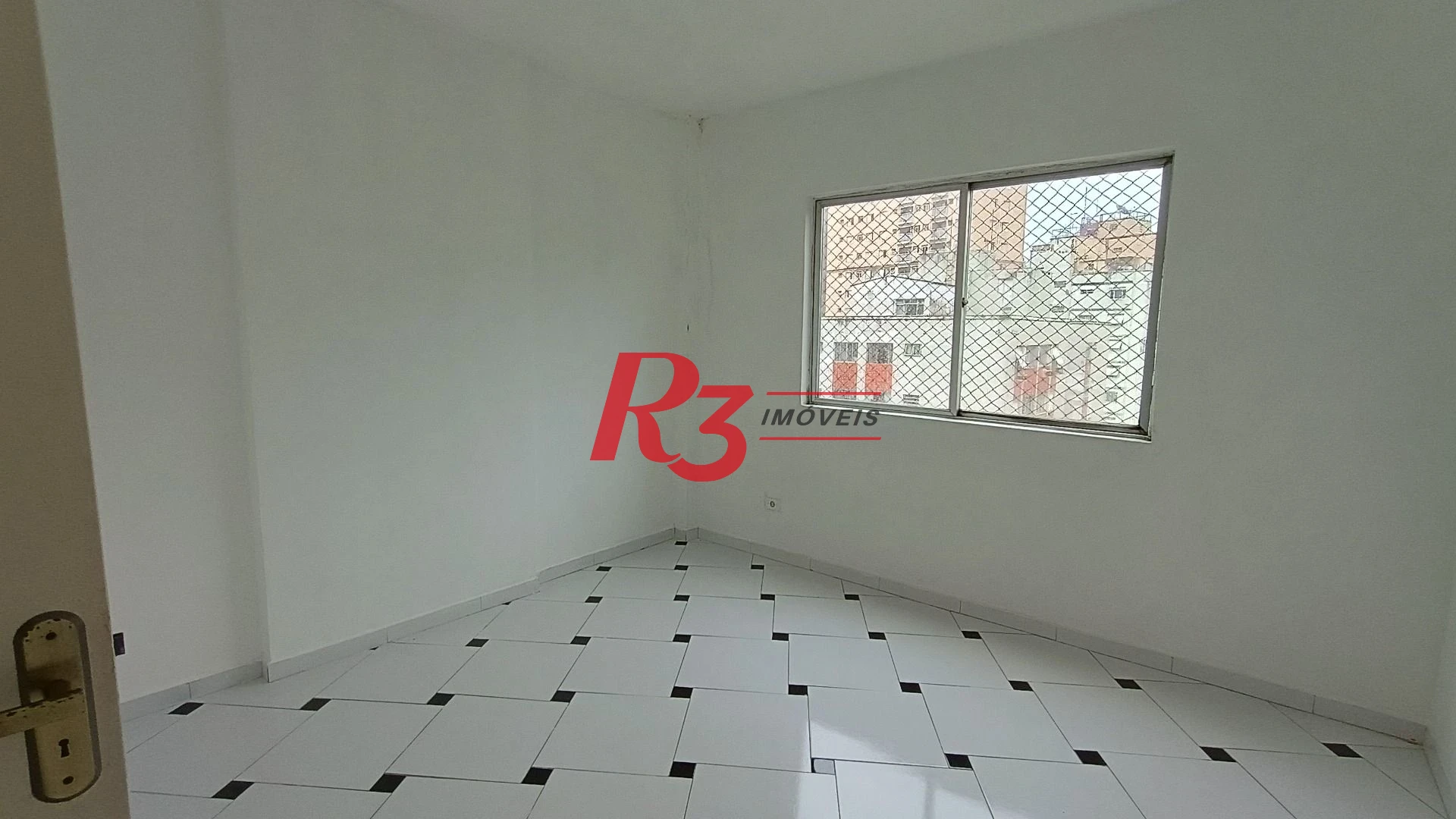 Cobertura com 2 dormitórios à venda, 105 m² por R$ 450.000,00 - José Menino - Santos/SP