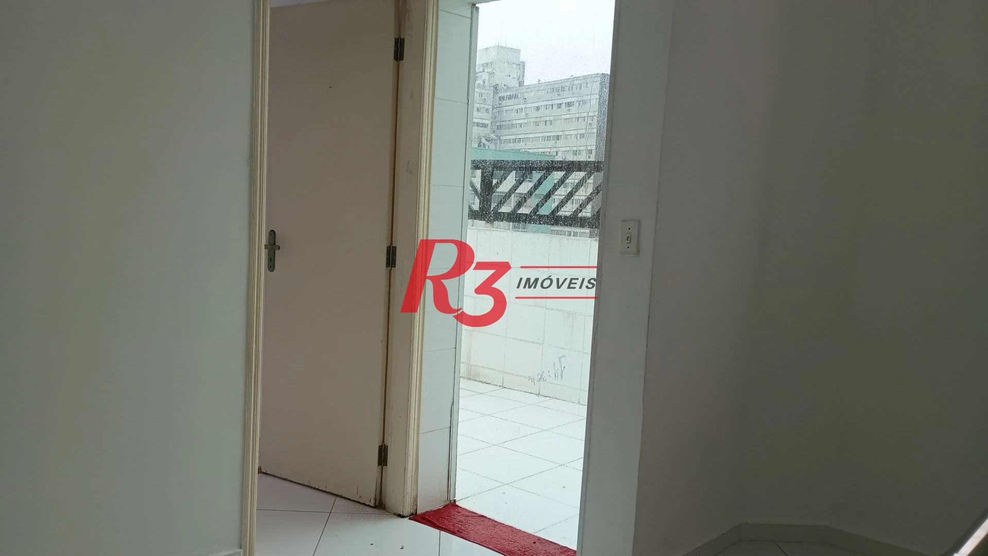 Cobertura com 2 dormitórios à venda, 105 m² por R$ 450.000,00 - José Menino - Santos/SP