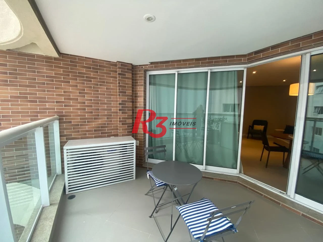 Apartamento para alugar, 45 m² por R$ 5.700,00/mês - Gonzaga - Santos/SP