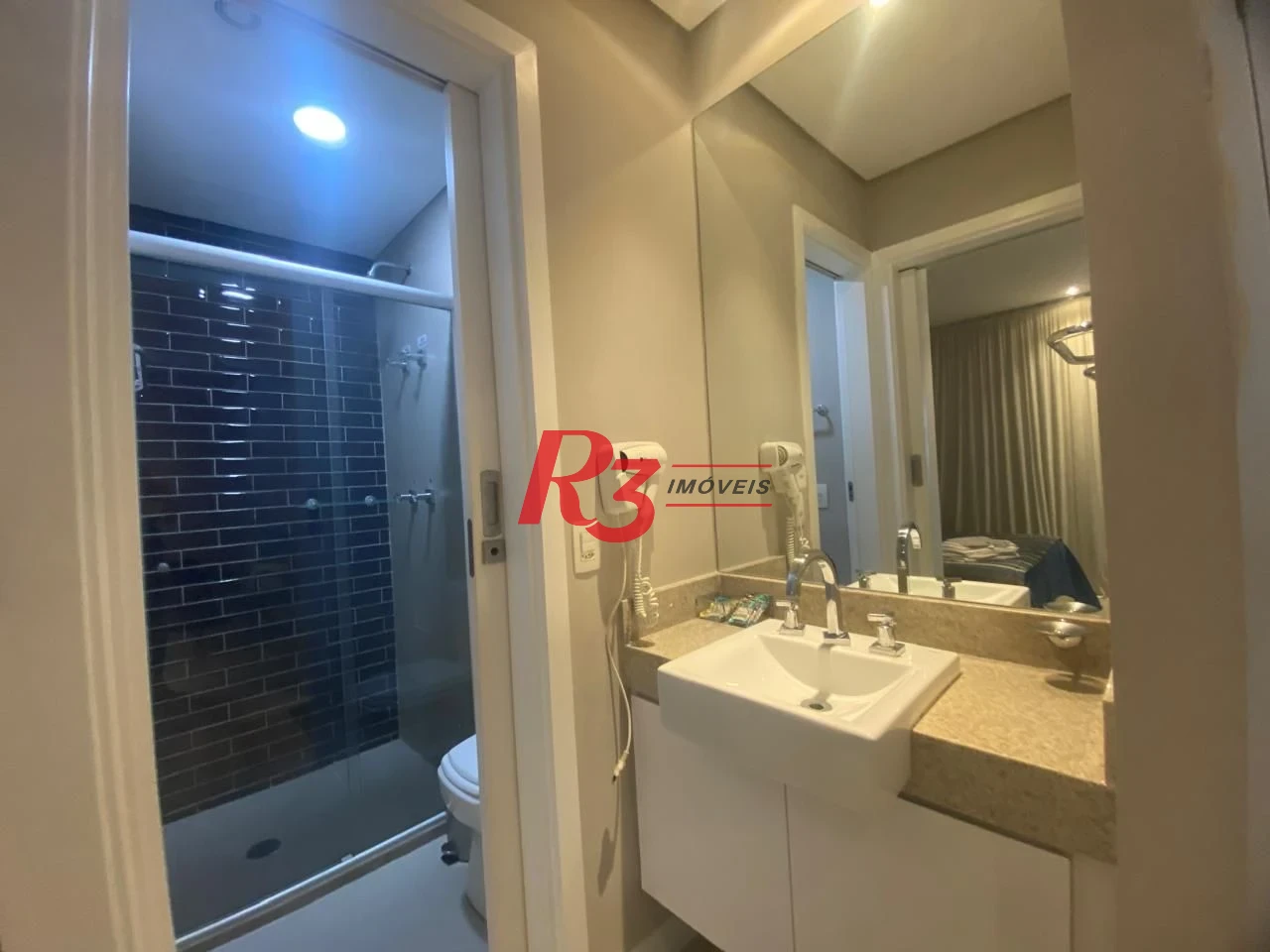 Apartamento para alugar, 45 m² por R$ 5.700,00/mês - Gonzaga - Santos/SP