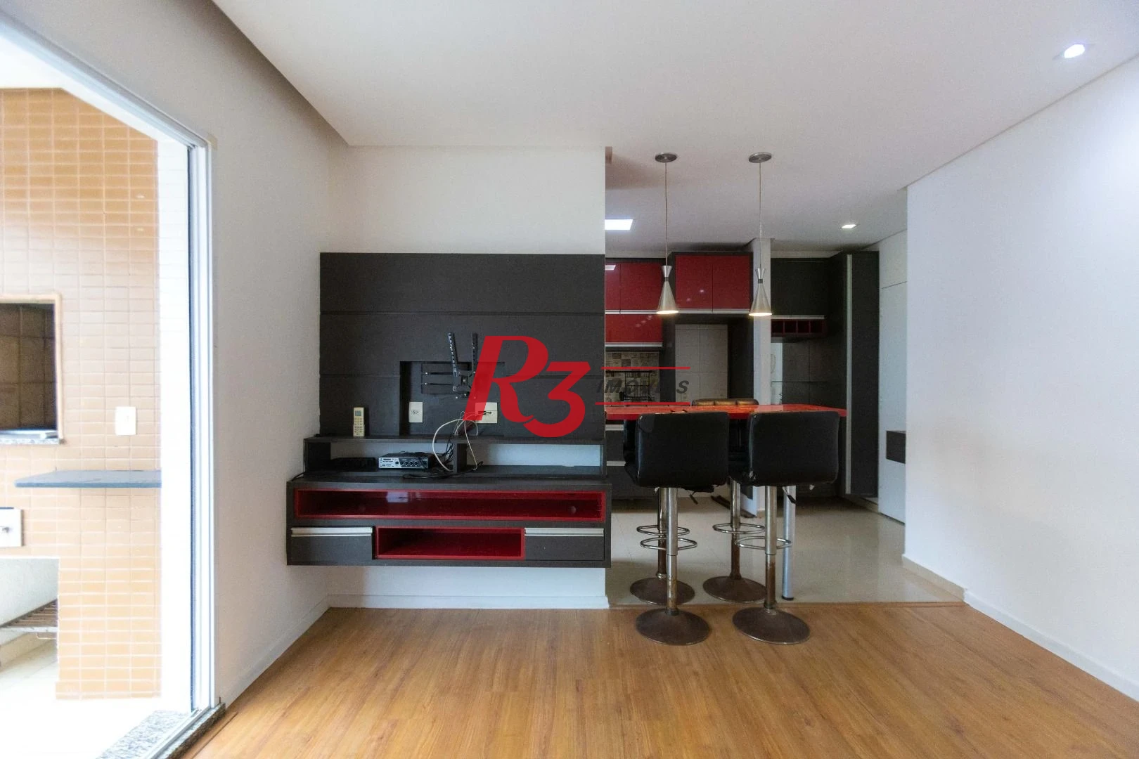 Apartamento com 2 dormitórios à venda, 64 m² por R$ 540.000,00 - Estuário - Santos/SP