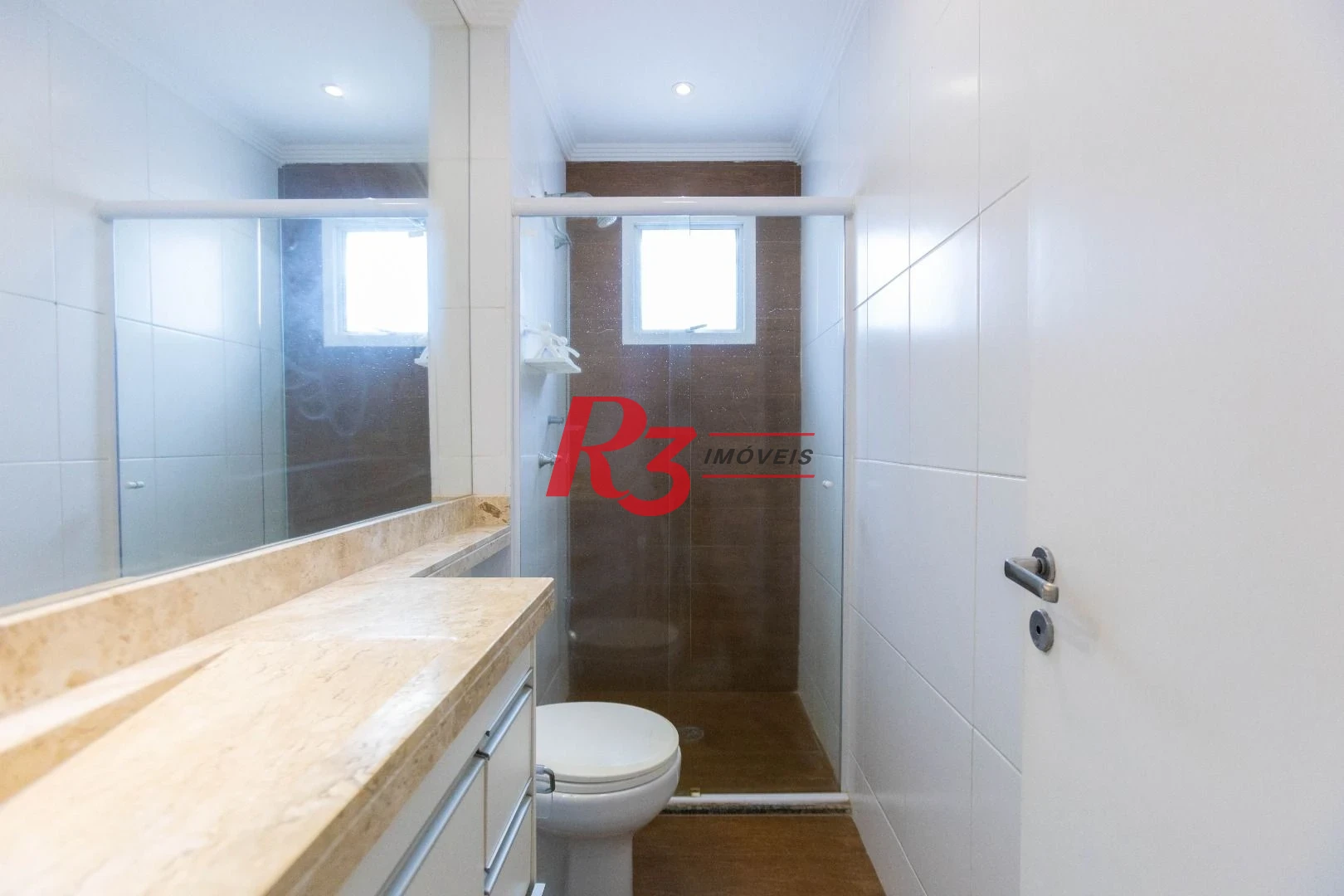 Apartamento com 2 dormitórios à venda, 64 m² por R$ 540.000,00 - Estuário - Santos/SP
