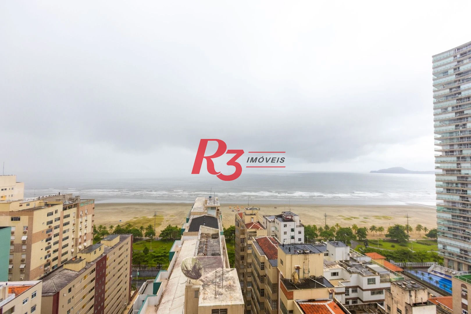 Apartamento com 2 dormitórios à venda, 68 m² por R$ 1.720.000,00 - Gonzaga - Santos/SP