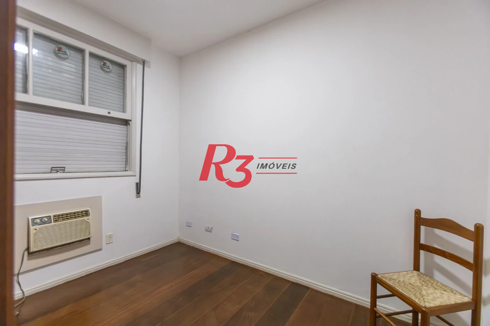 Apartamento com 3 dormitórios para alugar, 147 m² por R$ 6.300,00/mês - Embaré - Santos/SP