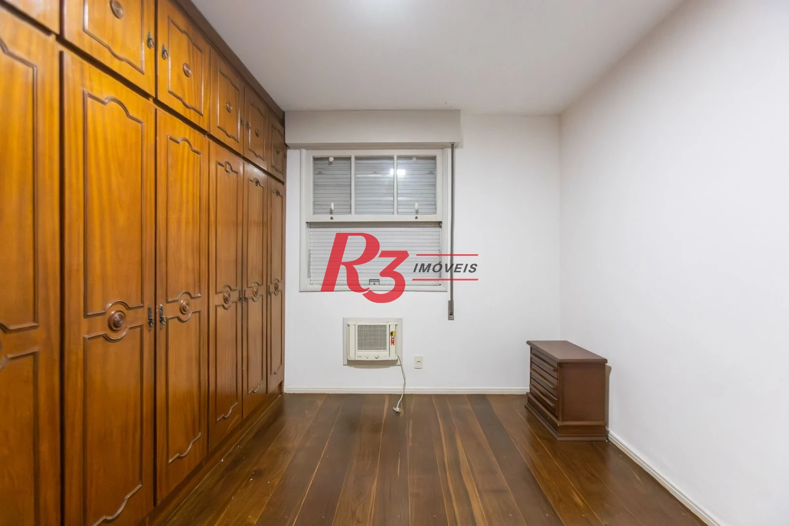 Apartamento com 3 dormitórios para alugar, 147 m² por R$ 6.300,00/mês - Embaré - Santos/SP