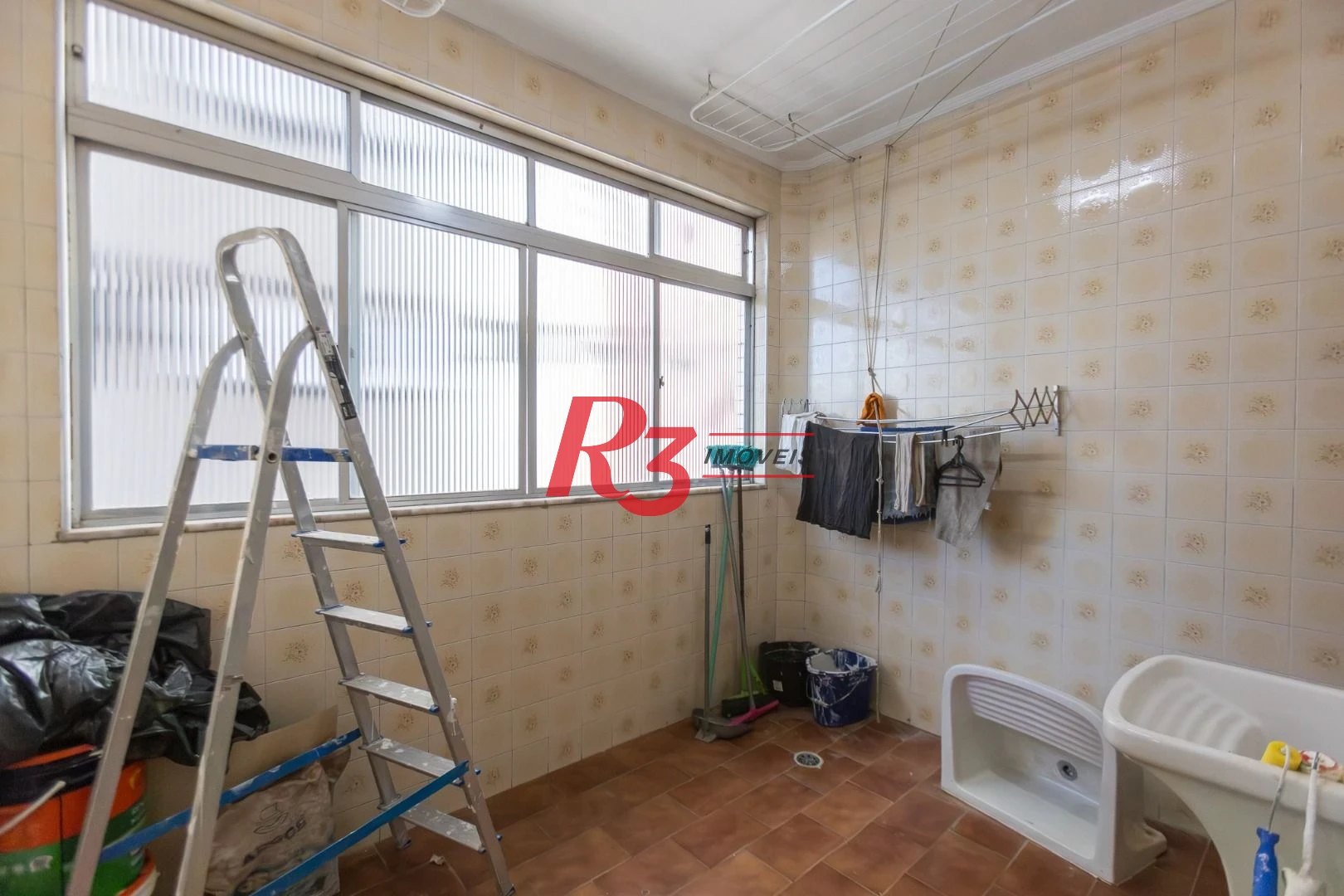 Apartamento com 3 dormitórios para alugar, 147 m² por R$ 6.300,00/mês - Embaré - Santos/SP