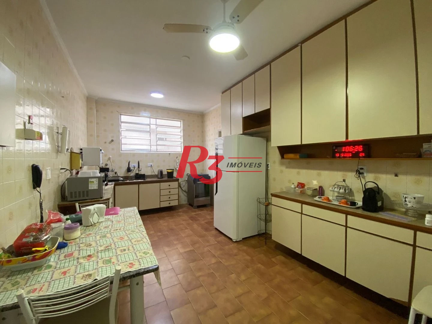 Apartamento com 3 dormitórios para alugar, 147 m² por R$ 6.300,00/mês - Embaré - Santos/SP