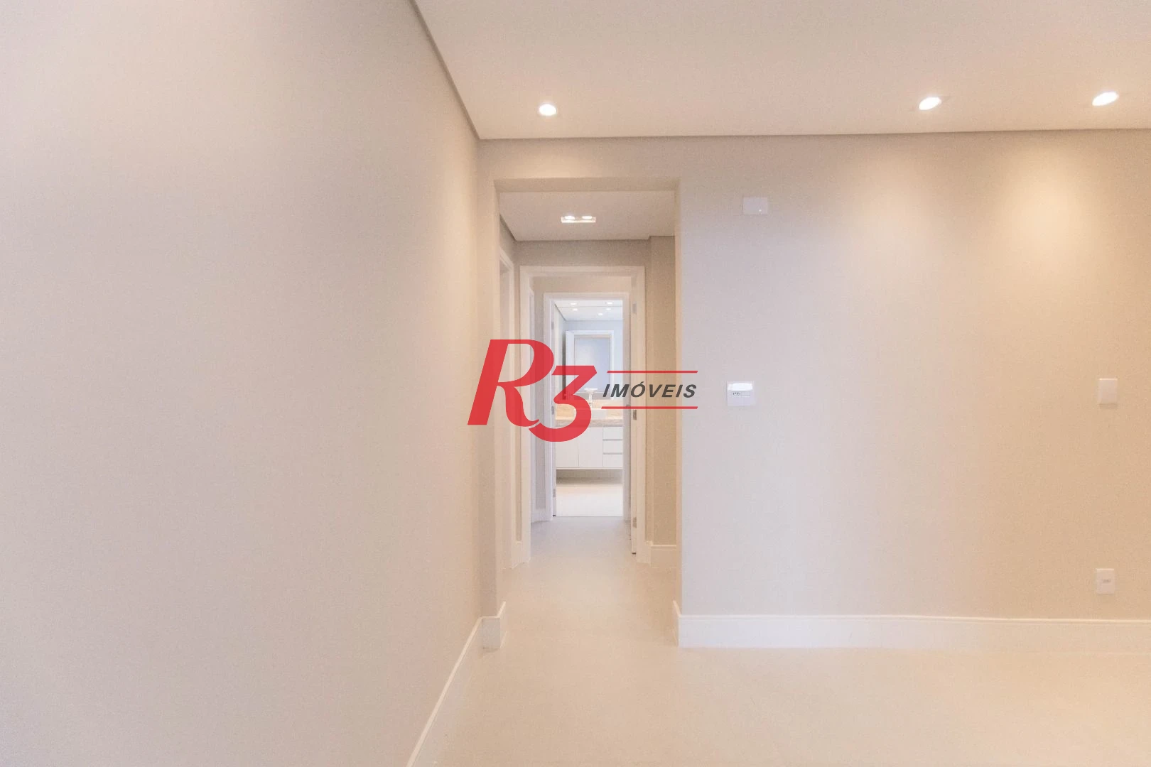 Apartamento com 3 dormitórios à venda, 133 m² por R$ 1.390.000,00 - Gonzaga - Santos/SP