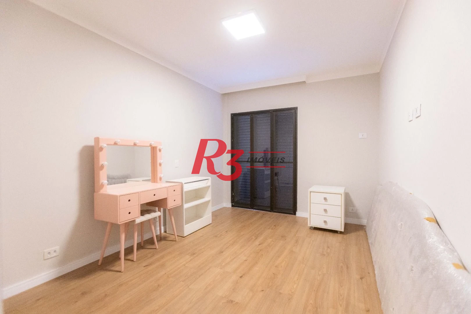 Apartamento com 3 dormitórios à venda, 133 m² por R$ 1.390.000,00 - Gonzaga - Santos/SP