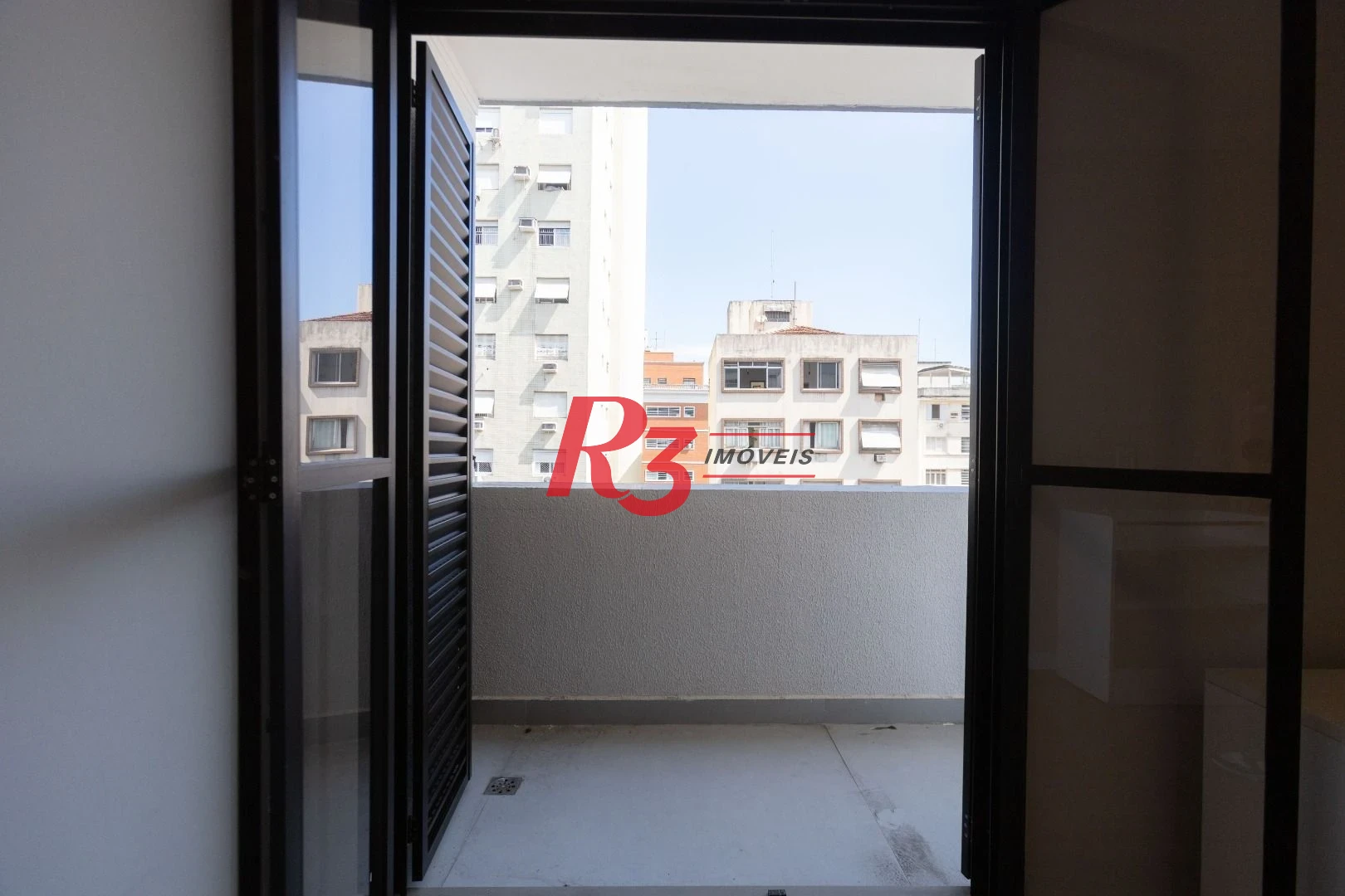Apartamento com 3 dormitórios à venda, 133 m² por R$ 1.390.000,00 - Gonzaga - Santos/SP